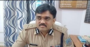 संथाल परगना के आई जी पहुँचे जामताड़ा, अनुमंडल पुलिस कार्यालय का किया वार्षिक निरीक्षण। 3 IMG 20250305 WA0048