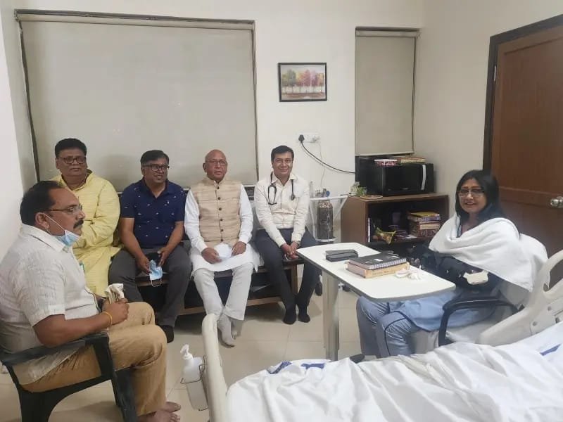 JDU MLA Saryu Rai met Jharkhand Government's Finance Minister Radha Krishna Kishore and Rajya Sabha MP Mahua Manjhi.