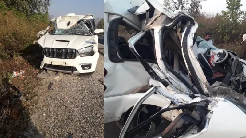 Horrific road accident in Namkum, Ranchi, collision between Scorpio and truck on Tata-Ranchi road, one dead.