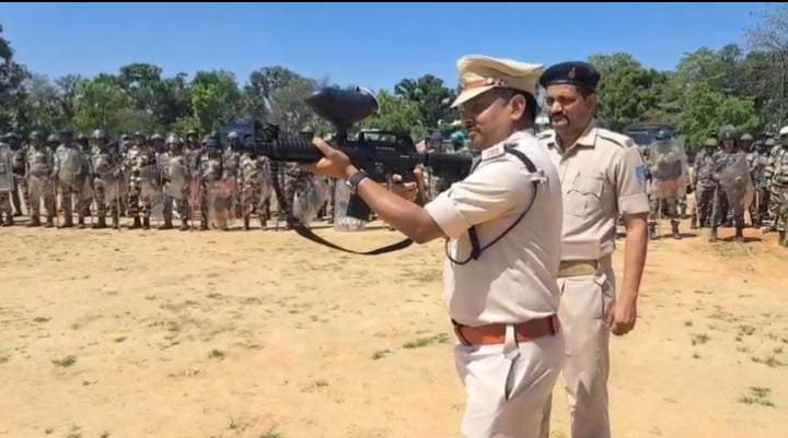 दंगा और उपद्रवी से निपटने के लिए रांची पुलिस ने किया मॉक ड्रिल। 6 IMG 20250329 WA0002