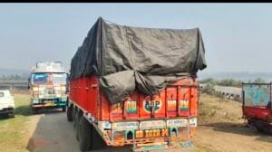 बोकारो में "ब्लैक डायमंड" यानी कोयला के अवैध कारोबार का स्थानीय लोगों ने किया पर्दाफाश, जंगल में बना दिया गया था अवैध कोयले का डिपो, पुलिस थी मौन , कैसे बेरोक-टोक चल रहा था यह अवैध धंधा ? 5 Screenshot 20250325 160027