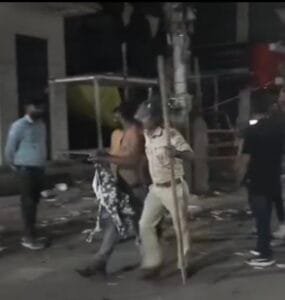 हजारीबाग : शोभा यात्रा के दौरान पथराव, लाठीचार्ज , फायरिंग , फिलहाल स्थिति नियंत्रण में 12 Screenshot 20250326 070940