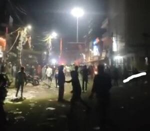 हजारीबाग : शोभा यात्रा के दौरान पथराव, लाठीचार्ज , फायरिंग , फिलहाल स्थिति नियंत्रण में 13 Screenshot 20250326 071055