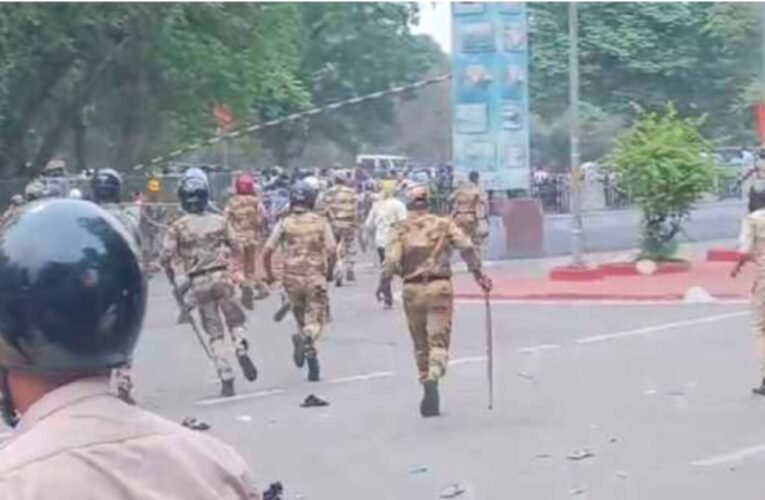 बोकारो में विस्थापितों पर लाठीचार्ज, एक की मौत, कई घायल