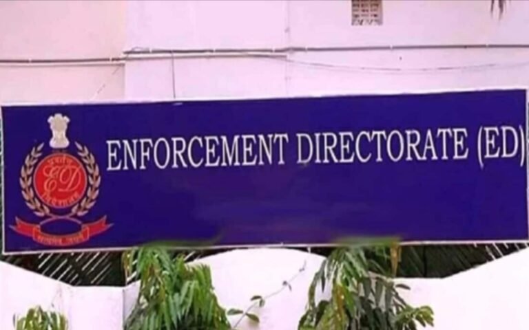 रांची में ED की रेड, कई इलाकों में ईडी की टीम कर रही छापेमारी