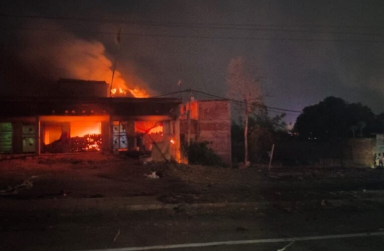 हजारीबाग के बरही में फिर दो पक्षो में पथराव ,हिंसा ,आगजनी ,बवाल