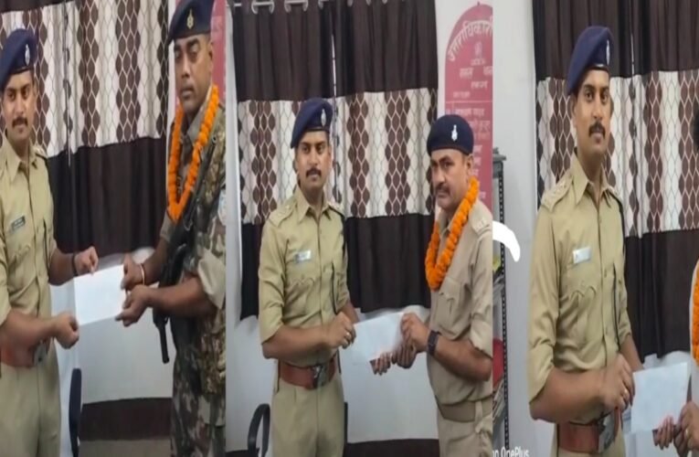 रामगढ़ : सड़क दुर्घटना में घायलों की मदद के लिए एसडीपीओ गौरव गोस्वामी का प्रेरणादायक नेतृत्व