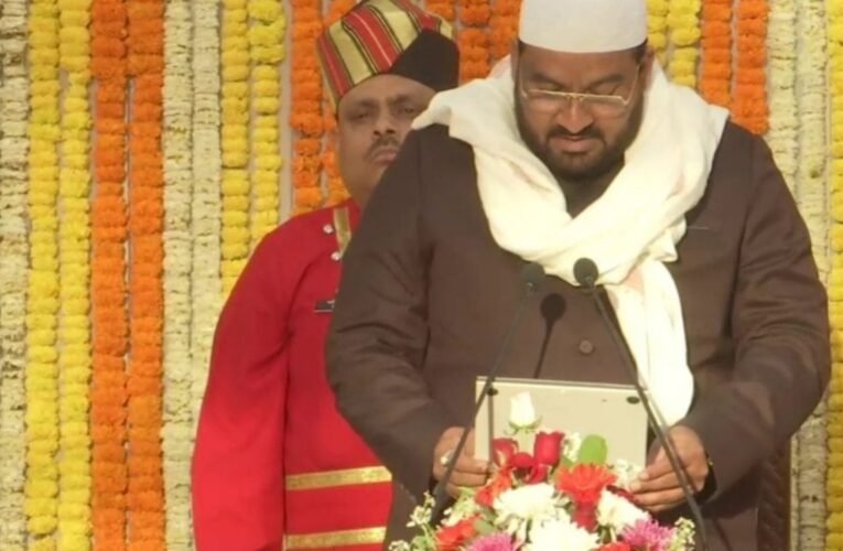 मंत्री हफीजुल हसन के बयान पर सियासी घमासान, भाजपा ने किया आक्रोश प्रदर्शन का ऐलान