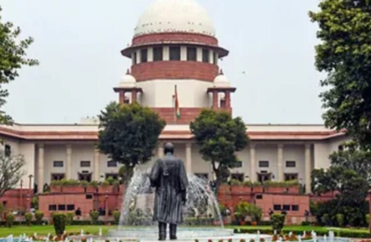 वक्फ कानून पर ‘सुप्रीम’ सुनवाई, सरकार 7 दिन में सुप्रीम कोर्ट को देगी जवाब, अगले आदेश तक वक्फ बोर्ड या परिषद में कोई नई नियुक्ति नहीं