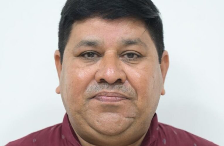 प्राइवेट स्कूलों की मनमानी फीस वसूली पर लगे रोक : अजय राय