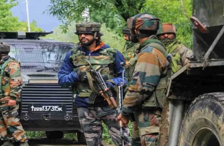 सुरक्षा बलों की आतंकियों के साथ मुठभेड़, एक जवान शहीद, ऑपरेशन जारी