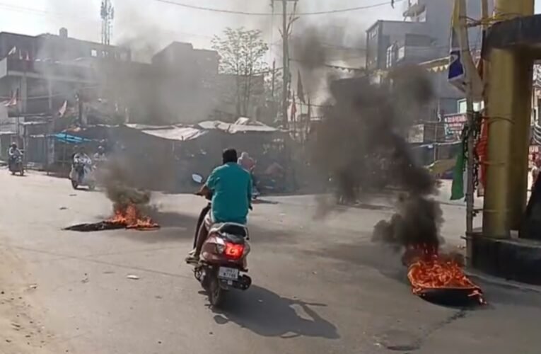 पहलगाम आतंकी हमले के खिलाफ गुमला बंद, वाहनों का परिचालन पूरी तरह से बंद