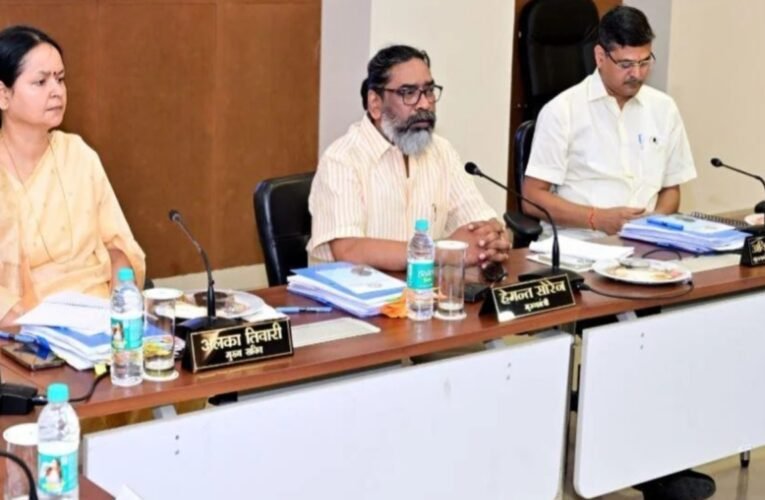स्वीडन के गोटेनबर्ग में मुख्यमंत्री हेमंत सोरेन ने वोल्वो संयंत्र का किया दौरा, झारखंड में ट्रक प्लांट की संभावनाओं पर हुई चर्चा