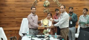 सेवानिवृत होने वाले शिक्षकों को सेवानिवृति के दिन ही सभी पावनाओं का किया गया भुगतान। 7 IMG 20250430 WA0000