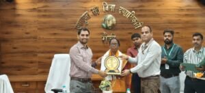 सेवानिवृत होने वाले शिक्षकों को सेवानिवृति के दिन ही सभी पावनाओं का किया गया भुगतान। 8 IMG 20250430 WA0003