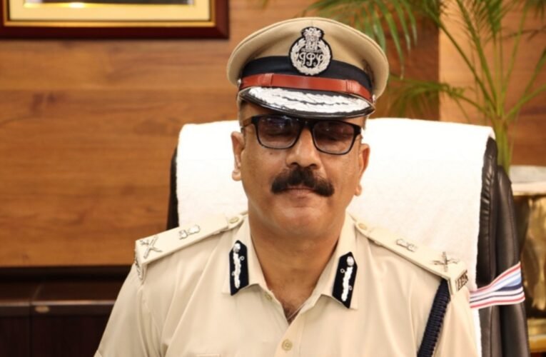 झारखंड के डीजीपी को लेकर केंद्र और राज्य में तकरार, केंद्र ने किया रिटायर, राज्य सरकार ने पद पर रखा बरकरार