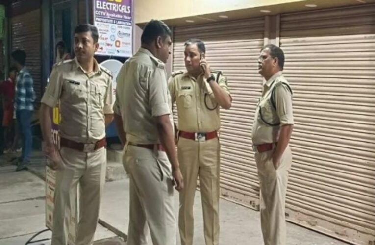 साहिबगंज में दुकानदार की मारी गोली मारकर हत्या, CCTV में कैद हुई वारदात