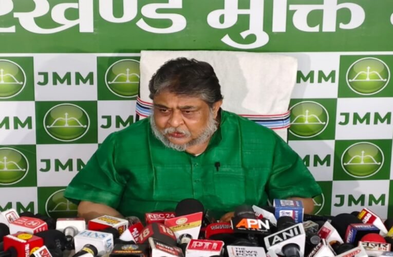 सुप्रियो भट्टाचार्य ने केंद्र पर लगाया बकाया रोकने का आरोप, जल जीवन मिशन पर उठाए सवाल