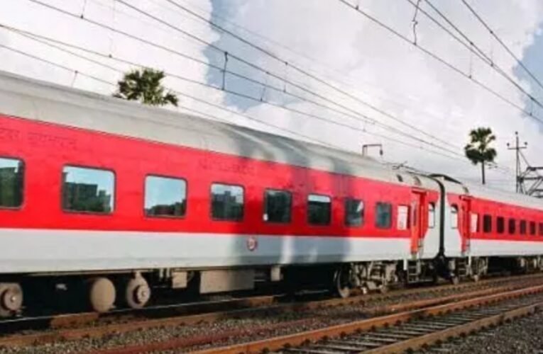 तपस्विनी एक्सप्रेस पर पथराव, एसी कोच का शीशा टूटा, यात्रियों में दहशत