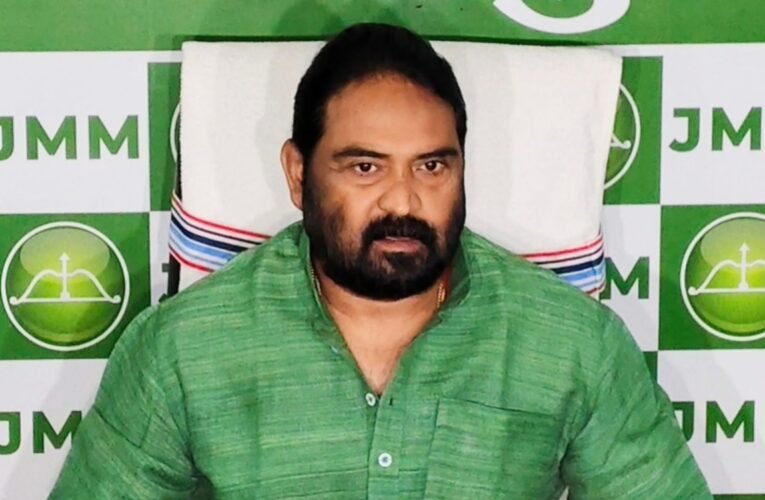 JMM का BJP पर गंभीर आरोप, ‘बांग्लादेशी घुसपैठ के नाम पर आदिवासियों को बांटने की साजिश’
