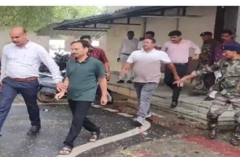 झारखंड: शराब घोटाला मामले में IAS विनय चौबे से ACB की पूछताछ, रांची से गिरफ्तार