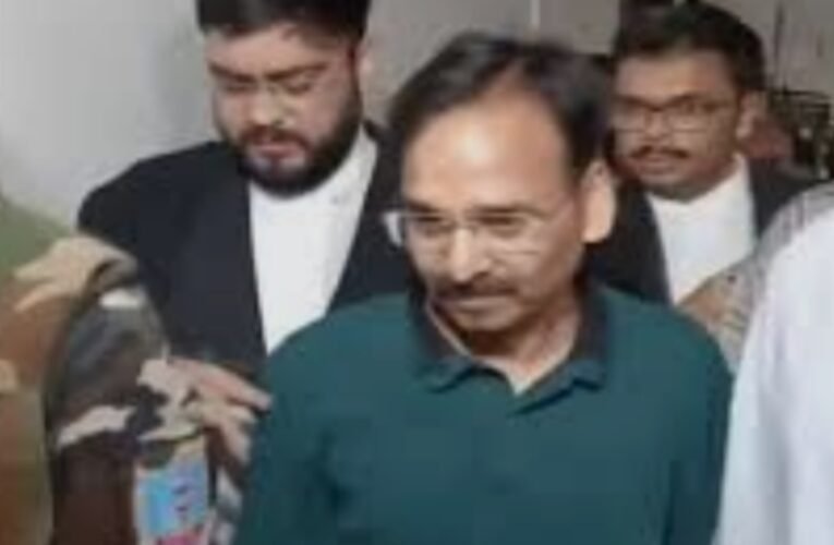 शराब घोटाले में गिरफ्तार IAS विनय चौबे की होटवार जेल में पहली रात, प्रशासन में हलचल