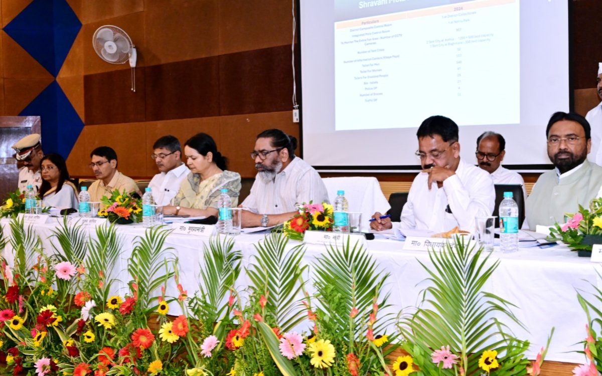 मुख्यमंत्री हेमंत सोरेन ने राजकीय श्रावणी मेला-2025 की तैयारियों की समीक्षा की, दिए महत्वपूर्ण दिशा-निर्देश 5 20250523 171206