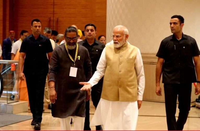 नई दिल्ली में नीति आयोग की 10वीं गवर्निंग काउंसिल बैठक में शामिल हुए मुख्यमंत्री हेमंत सोरेन