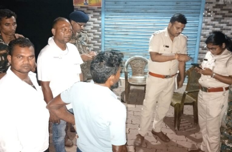 धनबाद में पारिवारिक विवाद ने लिया खूनी मोड़: भाई ने भाई को मारी गोली, SNMMCH में भर्ती, हालत गंभीर