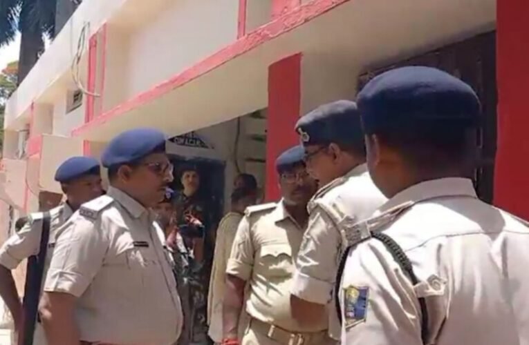 समस्तीपुर कोर्ट परिसर से 5 कैदी पुलिस की हिरासत से फरार, पुलिस प्रशासन में मचा हड़कंप