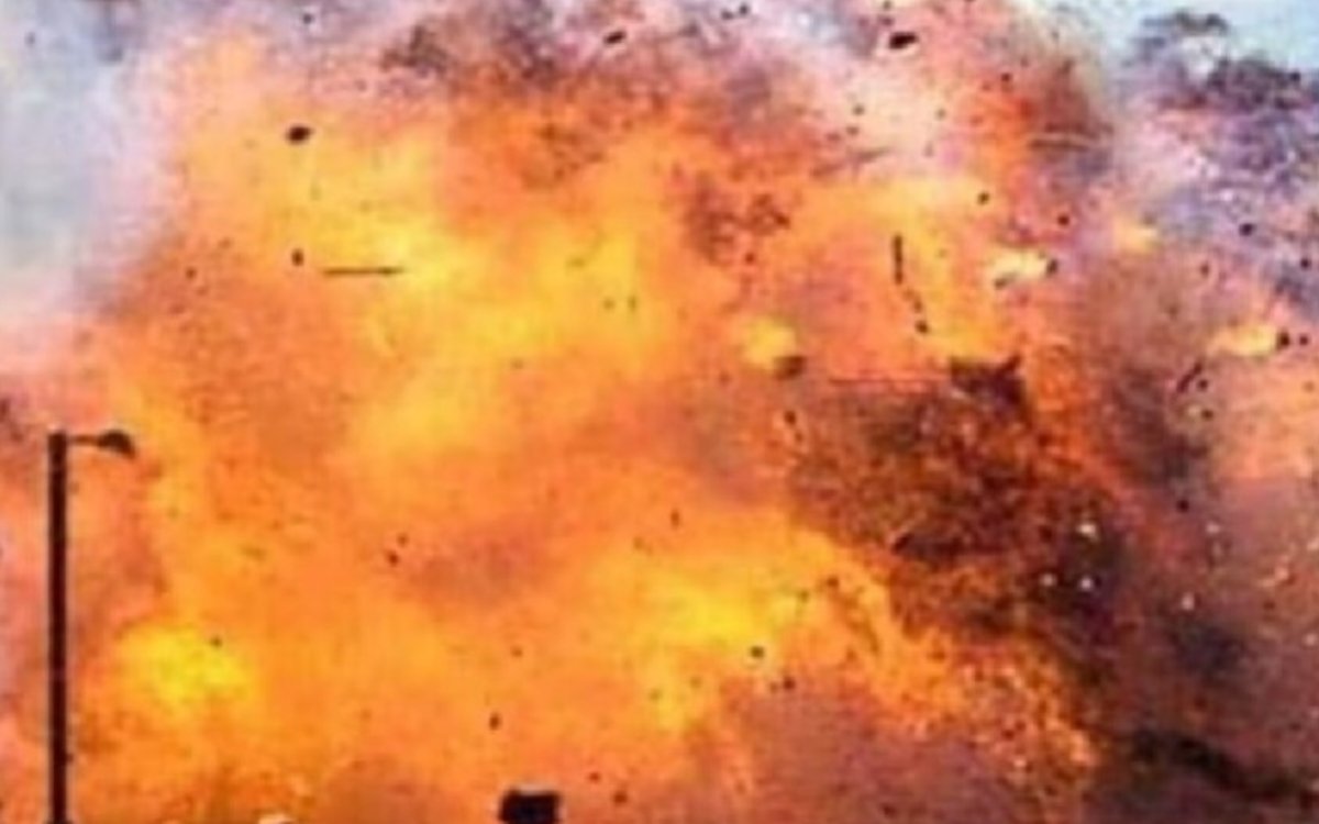 चाईबासा में नक्सलियों द्वारा लगाया गया IED ब्लास्ट, एक ग्रामीण घायल 4 20250531 222244
