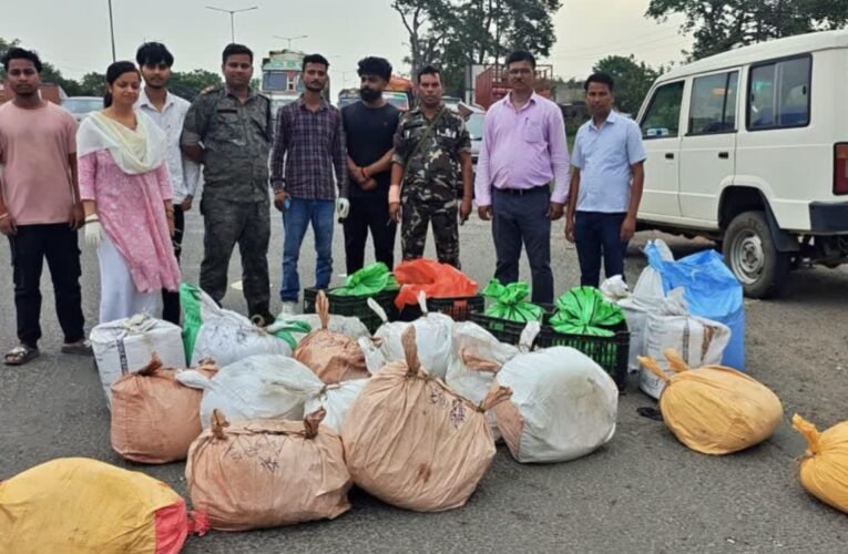 रामगढ़ में नकली खोया और पनीर के खिलाफ बड़ी कार्रवाई, 3.5 लाख का सामान जब्त