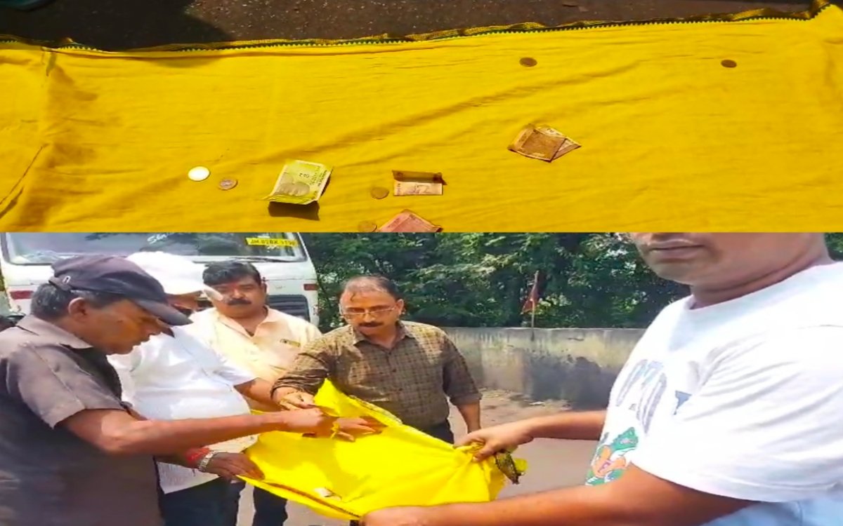 गिद्दी पुल बचाने के लिए ग्रामीणों का अनोखा 'भिक्षाटन' प्लान, झारखंड सरकार को चंदा देकर जगाएंगे! 4 20250603 170449