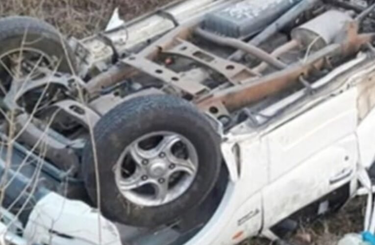 चलती कार से गुटखा थूकना पड़ा भारी, 100 की स्पीड में 6 बार पलटी इनोवा, व्यवसायी की मौत