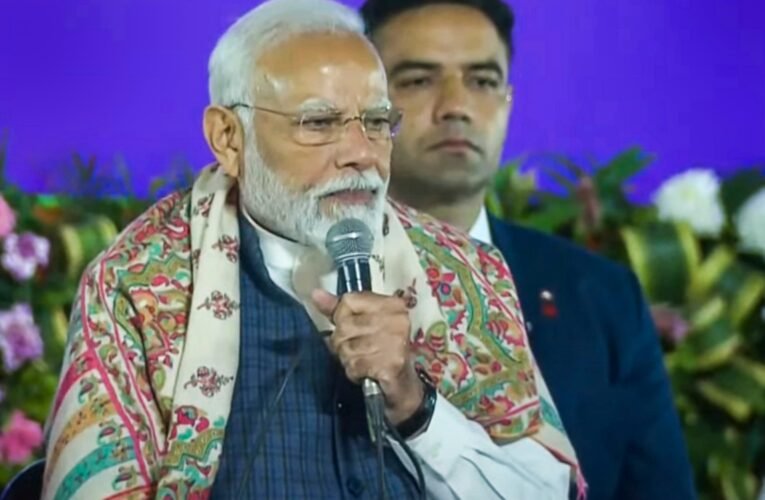 पीएम नरेंद्र मोदी आज जम्मू-कश्मीर के दौरे पर, कई परियोजनाओं का करेंगे उद्घाटन