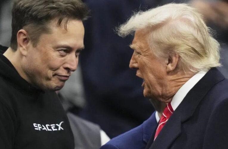 डोनाल्ड ट्रंप और एलन मस्क के बीच X पर तीखी बहस, रिश्तों में खटास ने लिया नया मोड़