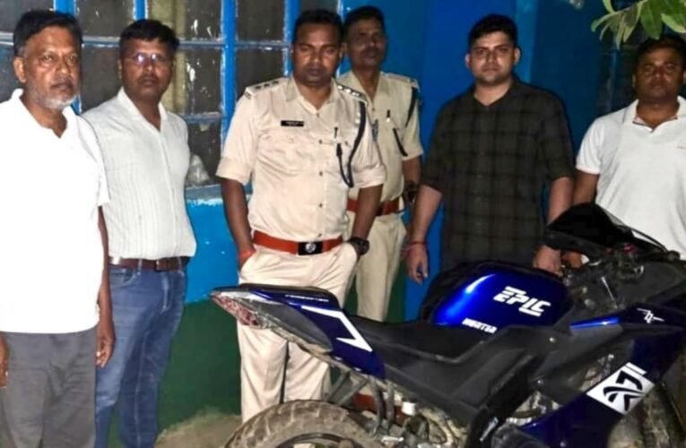 सीरमटोली फ्लाईओवर पर खतरनाक बाइक स्टंट, पुलिस ने बाइक जब्त की, आरोपी फरार