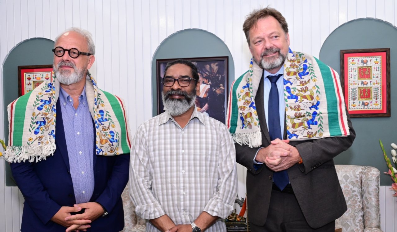 मुख्यमंत्री हेमन्त सोरेन से मिले जर्मनी के राजदूत फिलिप एकरमैन, विकास और निवेश पर चर्चा 4 20250611 213942