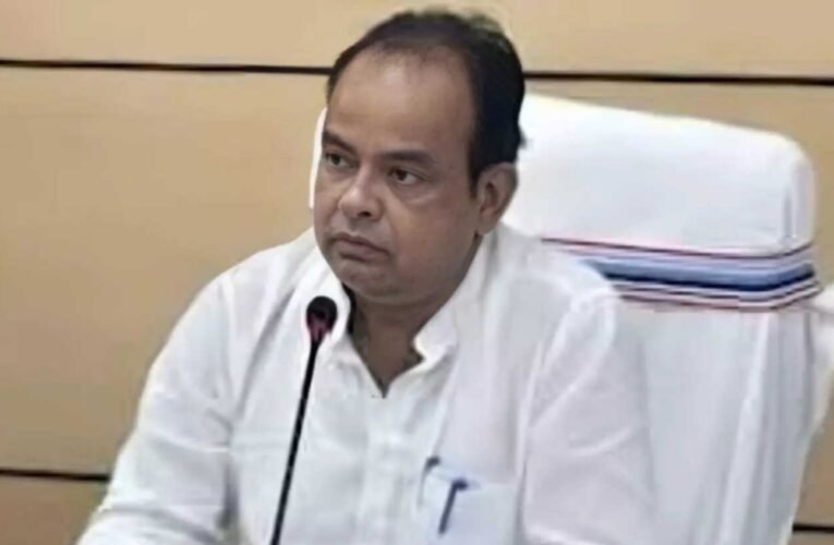 सरकारी अस्पतालों में यूट्यूबर्स और अनधिकृत मीडियाकर्मियों के प्रवेश पर रोक, स्वास्थ्य मंत्री डॉ. इरफान अंसारी का आदेश