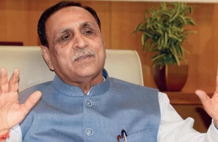 अहमदाबाद विमान हादसा: एयर इंडिया के क्रैश हुए विमान में गुजरात के पूर्व मुख्यमंत्री विजय रुपाणी थे सवार!, हादसे का देखें वीडियो