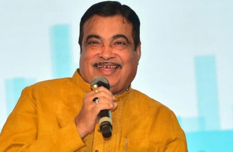 नितिन गडकरी का बड़ा ऐलान: ₹3000 में FASTag वार्षिक पास, ₹15 प्रति ट्रिप के हिसाब से हाईवे पर करें सफर