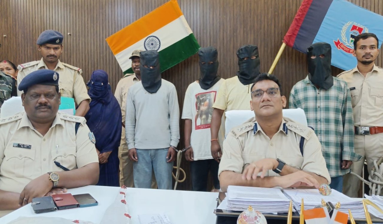 सिमडेगा में हत्याकांड का खुलासा: महिला सहित 5 आरोपी गिरफ्तार 2 20250618 145621