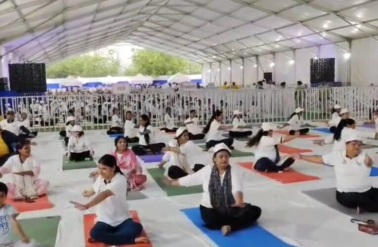 पिपरवार में 11वें अंतर्राष्ट्रीय योग दिवस पर भव्य योग शिविर का आयोजन