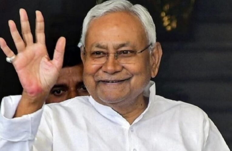 बिहार विधानसभा चुनाव से पहले CM नीतीश कुमार का मास्टर स्ट्रोक: पेंशन बढ़कर 1100 रुपये, 1.09 करोड़ लोगों को मिलेगा लाभ