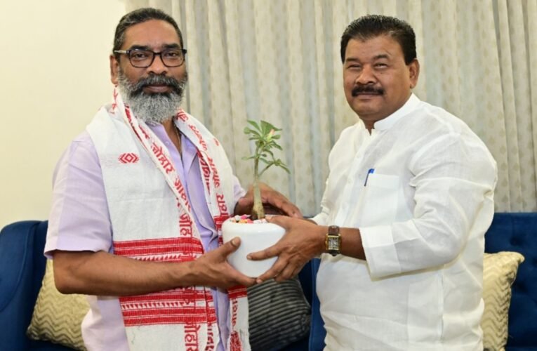 नगड़ी में रिम्स-2 के लिए जमीन अधिग्रहण अनुचित, रद्द करें योजना: बंधु तिर्की