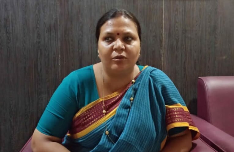 सिल्ली, राहे, और अनगड़ा में ग्रामीण कार्य विभाग के टेंडरों में अनियमितताओं का आरोप, मंत्री दीपिका पांडे सिंह से जनता दरबार में स्वतंत्र जांच की मांग