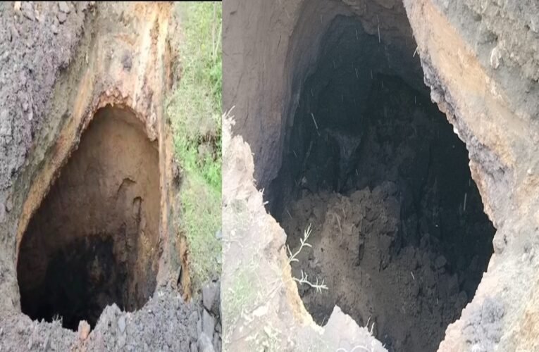 गिरिडीह: अवैध कोयला खनन के कारण सड़क में भू-धंसान ने बढ़ाई दहशत,,बरवाडीह-कबरीबाद-बनियाडीह सड़क पर बढ़ता खतरा 