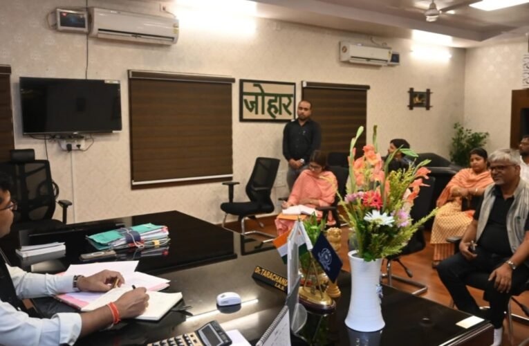 स्वास्थ्य विभाग की समीक्षा बैठक, टीबी मुक्त जिला बनाने पर जोर