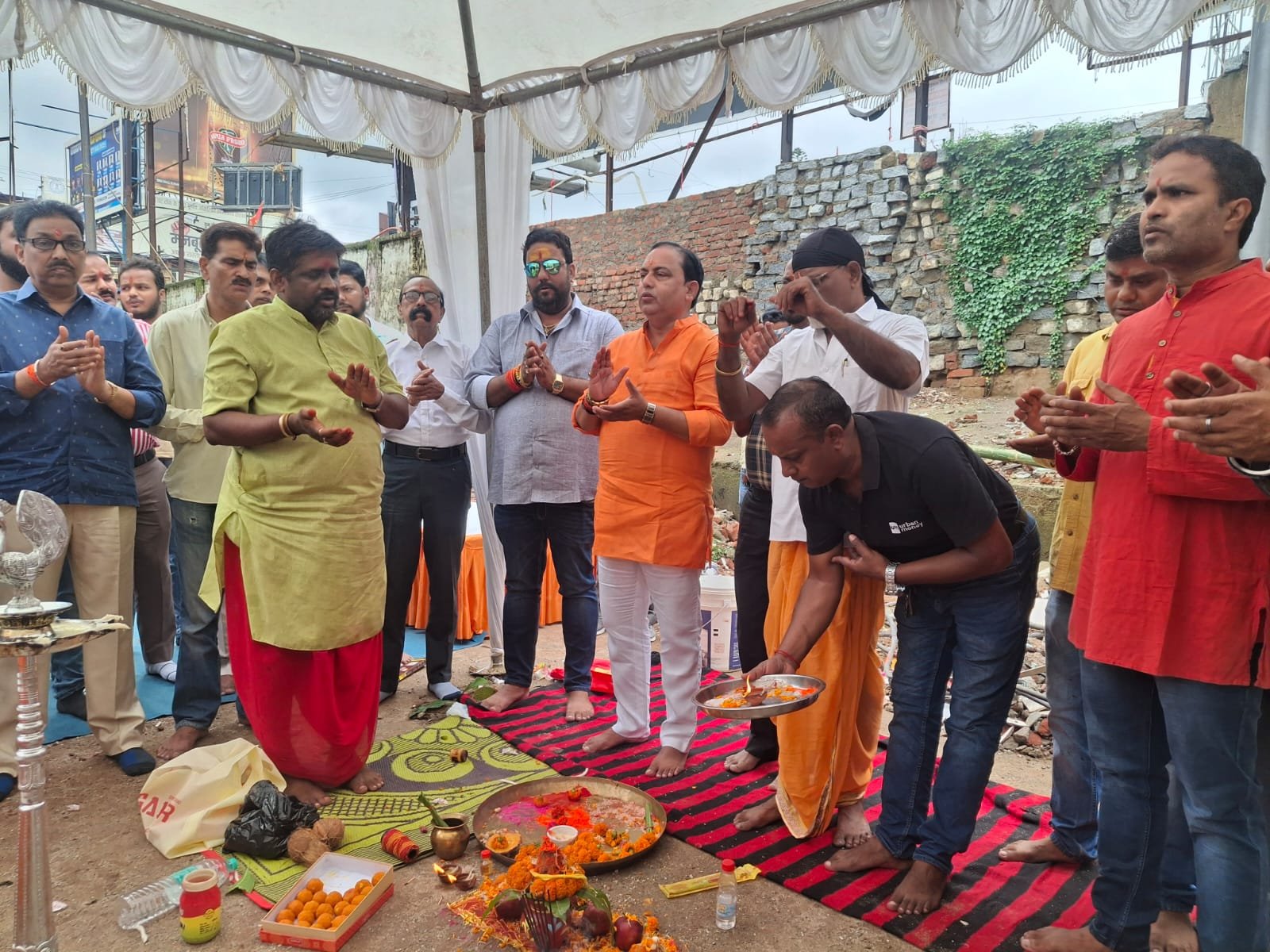 रांची में चंद्रशेखर आज़ाद दुर्गा पूजा समिति ने भूमि पूजन से शुरू की दुर्गा पूजा 2025 की तैयारियाँ, भव्य थीम पंडाल की घोषणा। IMG-20250627-WA0029