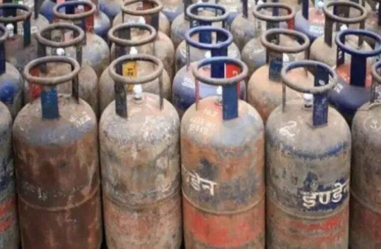 पटना-रांची समेत देशभर में कमर्शियल LPG सिलेंडर हुआ सस्ता, घरेलू LPG सिलेंडर की कीमतों में कोई बदलाव नहीं
